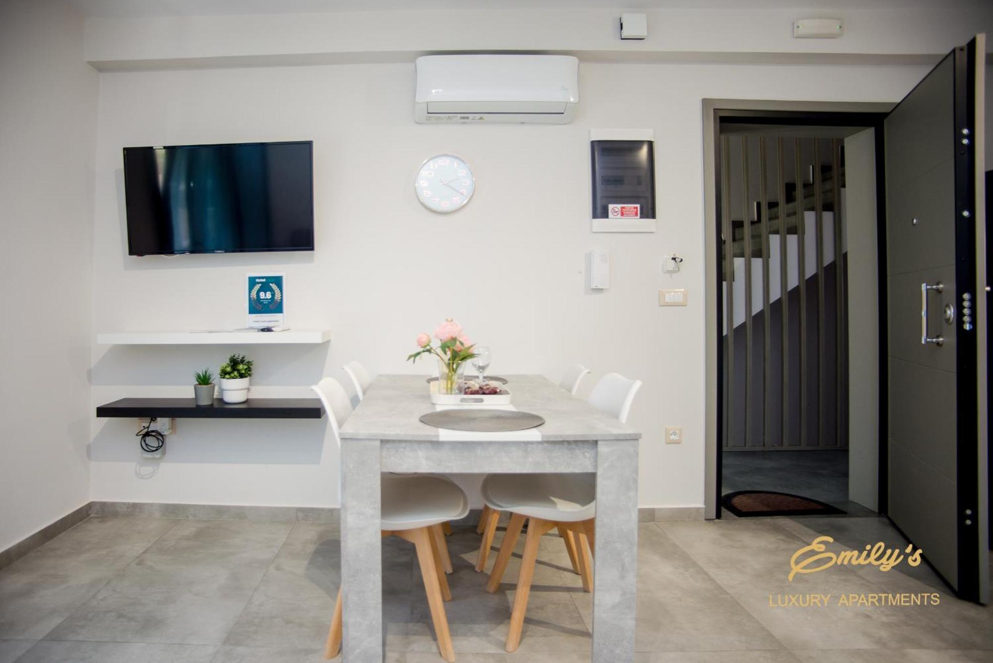 Emily'S Luxury Apartments Argostoli  Zewnętrze zdjęcie