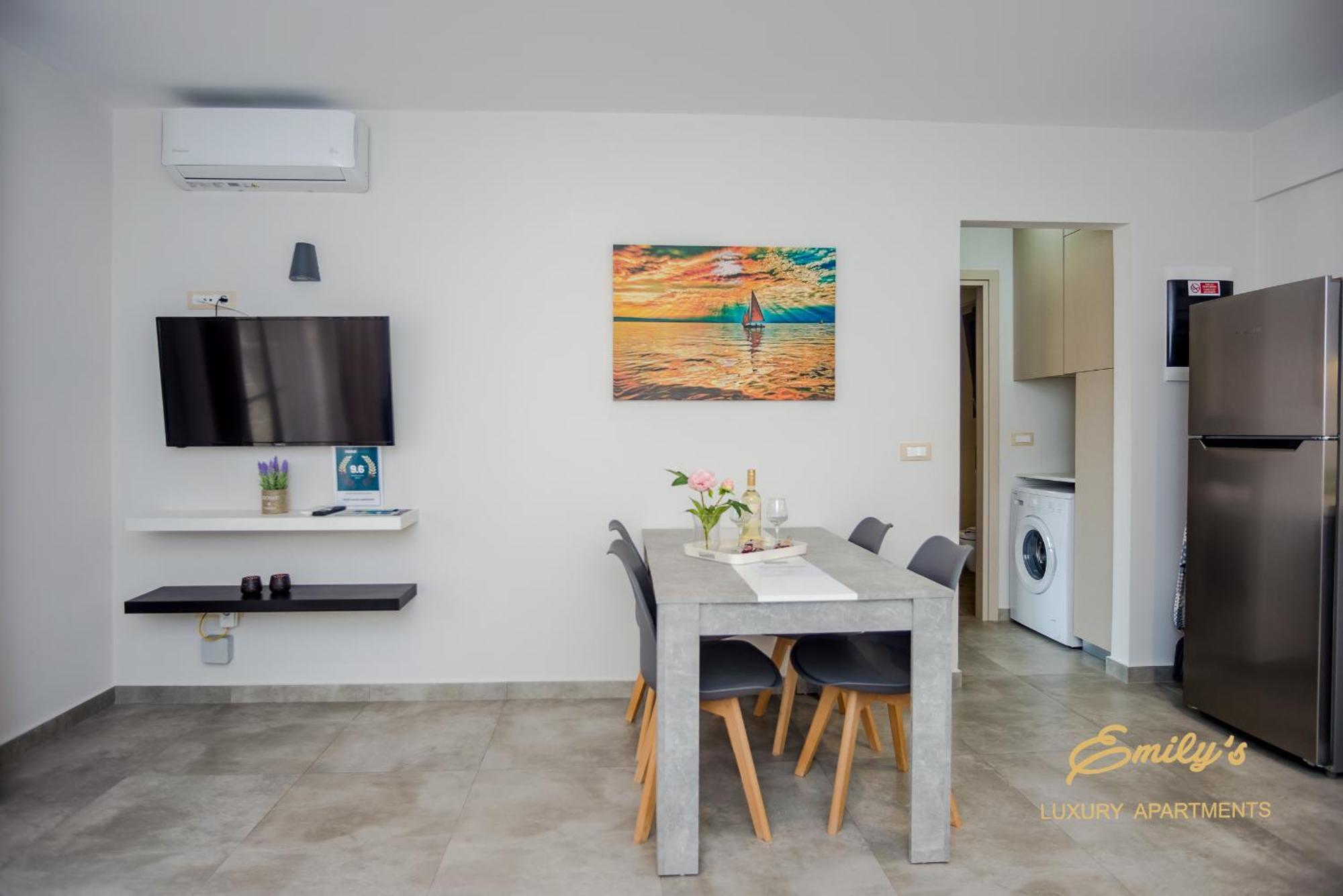Emily'S Luxury Apartments Argostoli  Zewnętrze zdjęcie