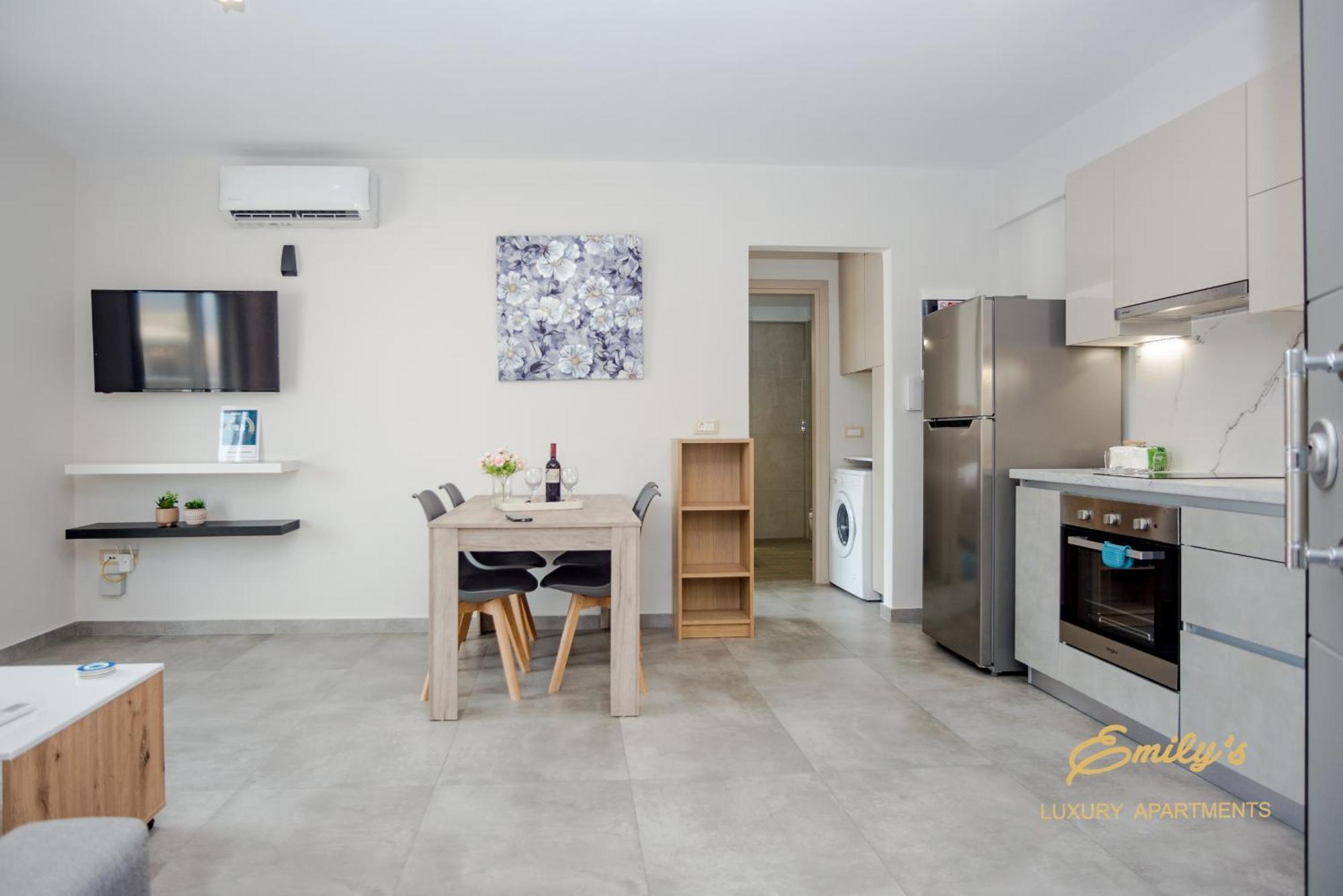 Emily'S Luxury Apartments Argostoli  Zewnętrze zdjęcie