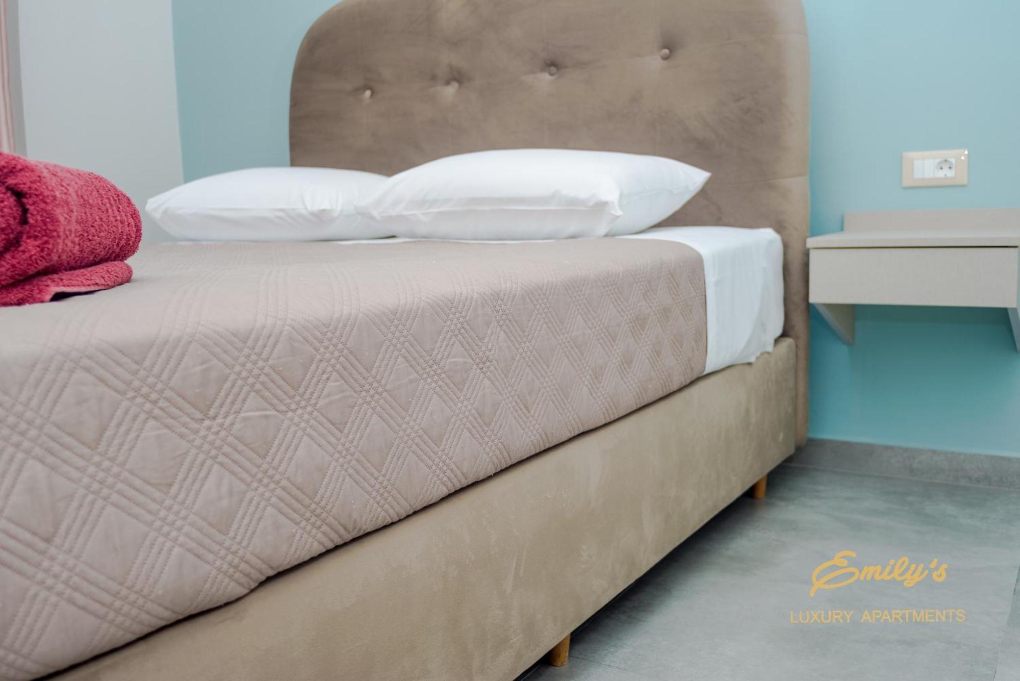 Emily'S Luxury Apartments Argostoli  Zewnętrze zdjęcie